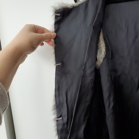 Yves Salomon - MeteoFur Vest in Size 40 - Picture 6 of 12